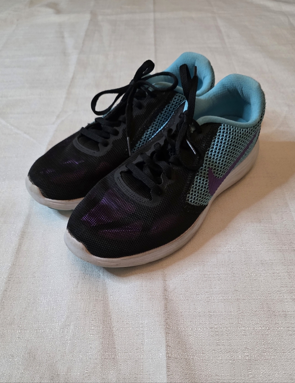 Nike Revolution 3 Running Shoes Black Teal Purple Women's Size 9